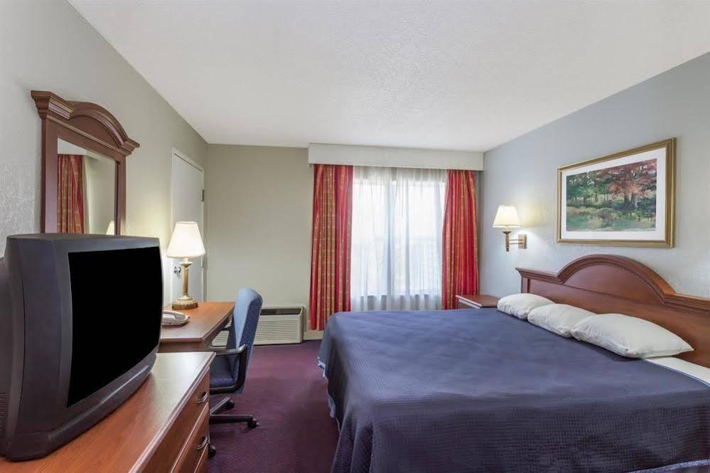 Baymont By Wyndham Lake Park Valdosta I75 Exteriér fotografie